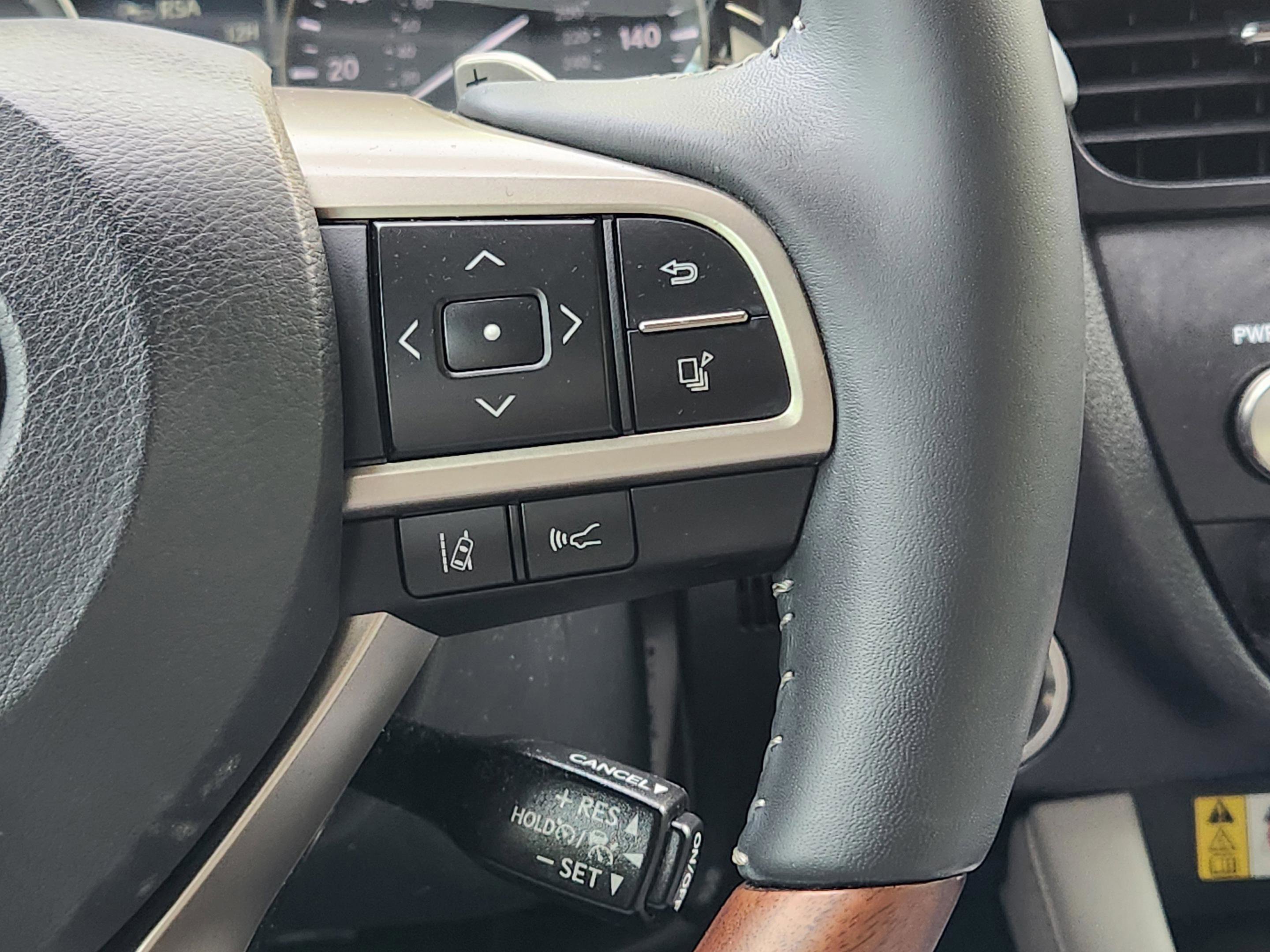 Used 2022 Lexus RX 350 FWD w/ Premium Package image 16