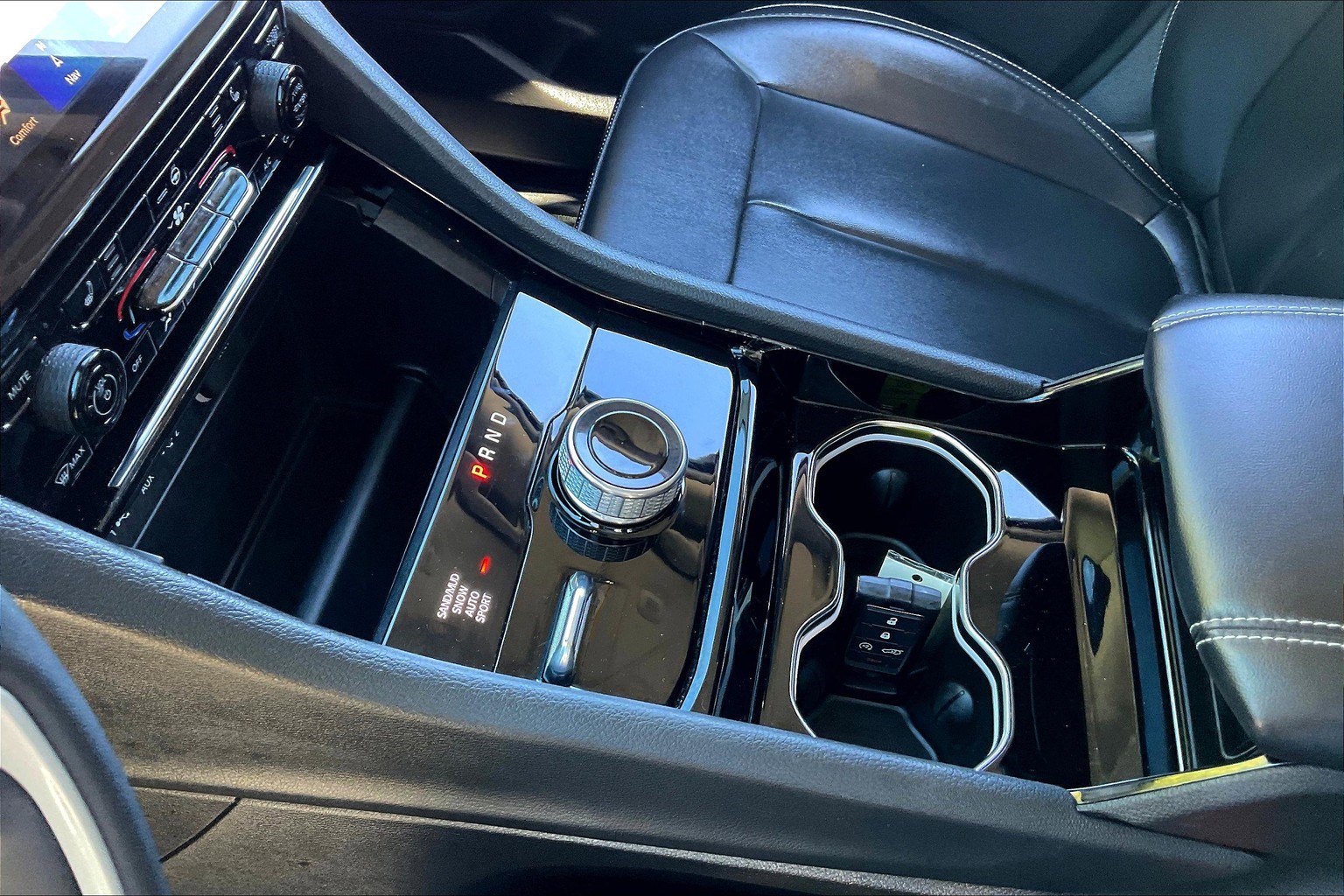 Certified 2023 Jeep Grand Cherokee Limited image 14