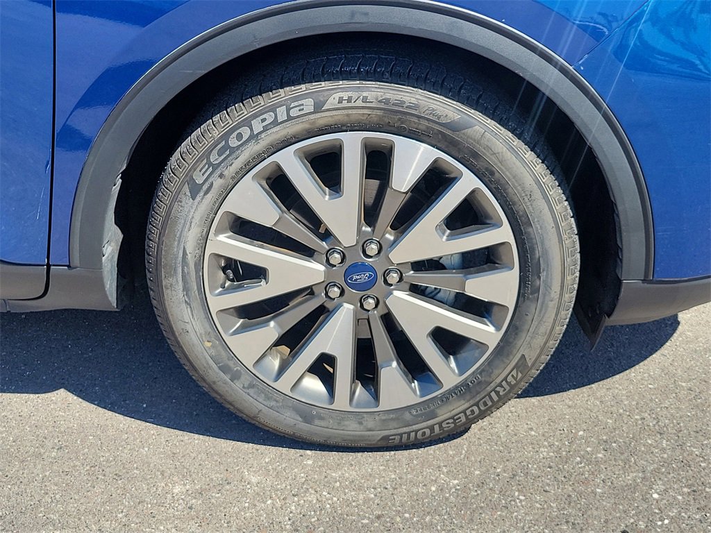 Used 2022 Ford Escape Titanium image 7