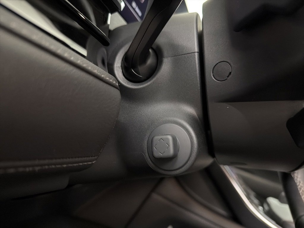 Certified 2025 INFINITI QX80 Pure image 17