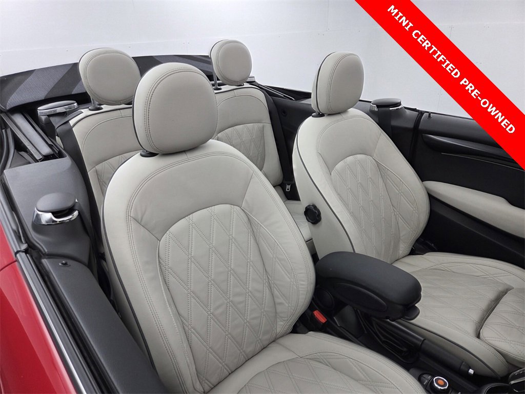 Used 2022 MINI Cooper S w/ Signature Upholstery Package image 9