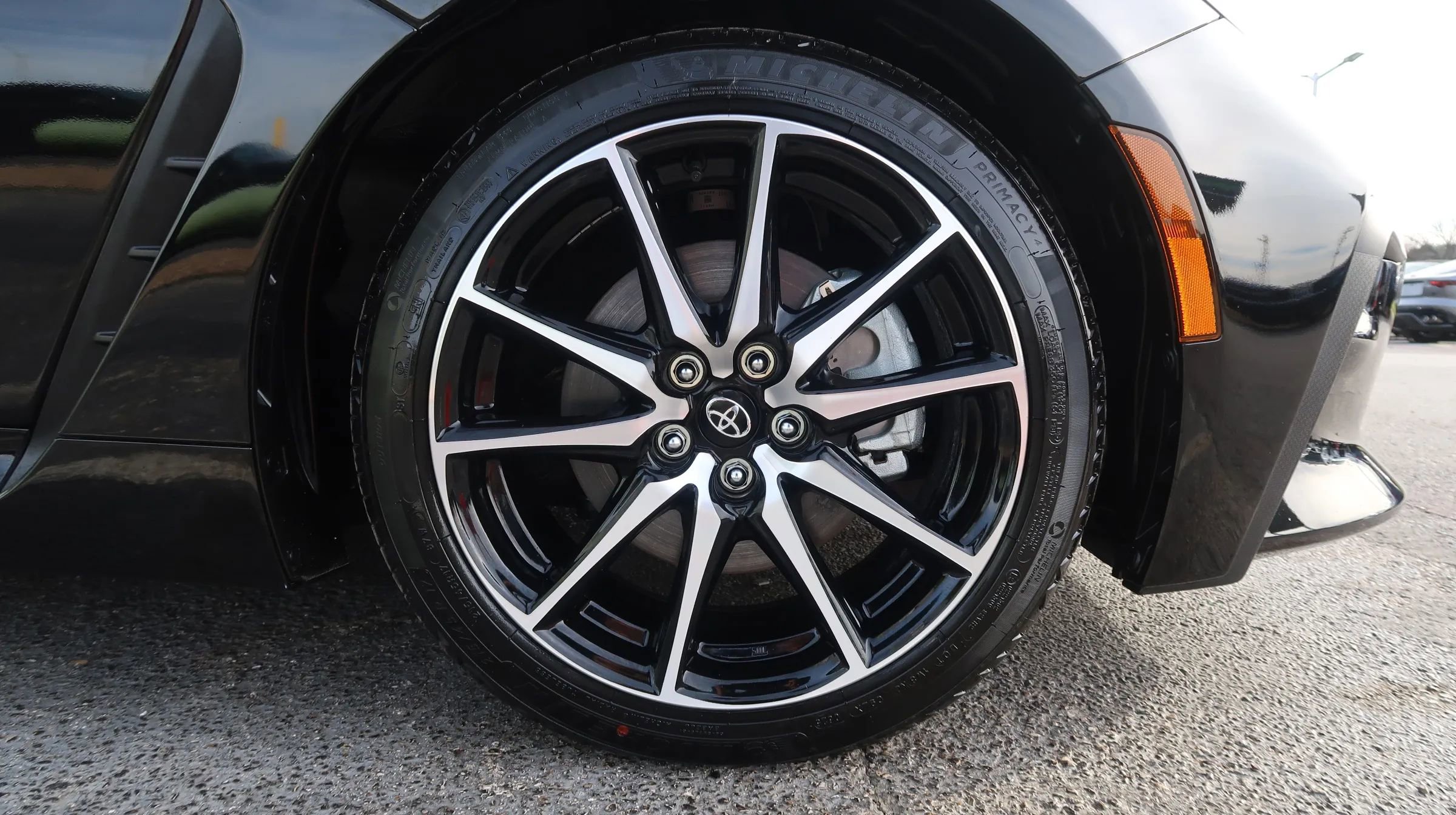 Used 2025 Toyota GR86 w/ ALL Weather Mat Package (TMS) image 44