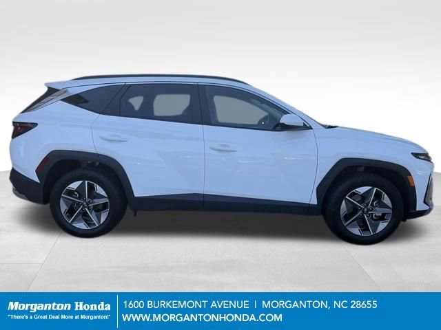 Used 2025 Hyundai Tucson SEL AWD/4WD image 9