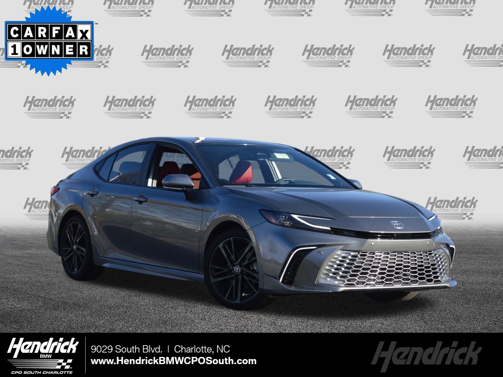 Used 2025 Toyota Camry XSE image 1