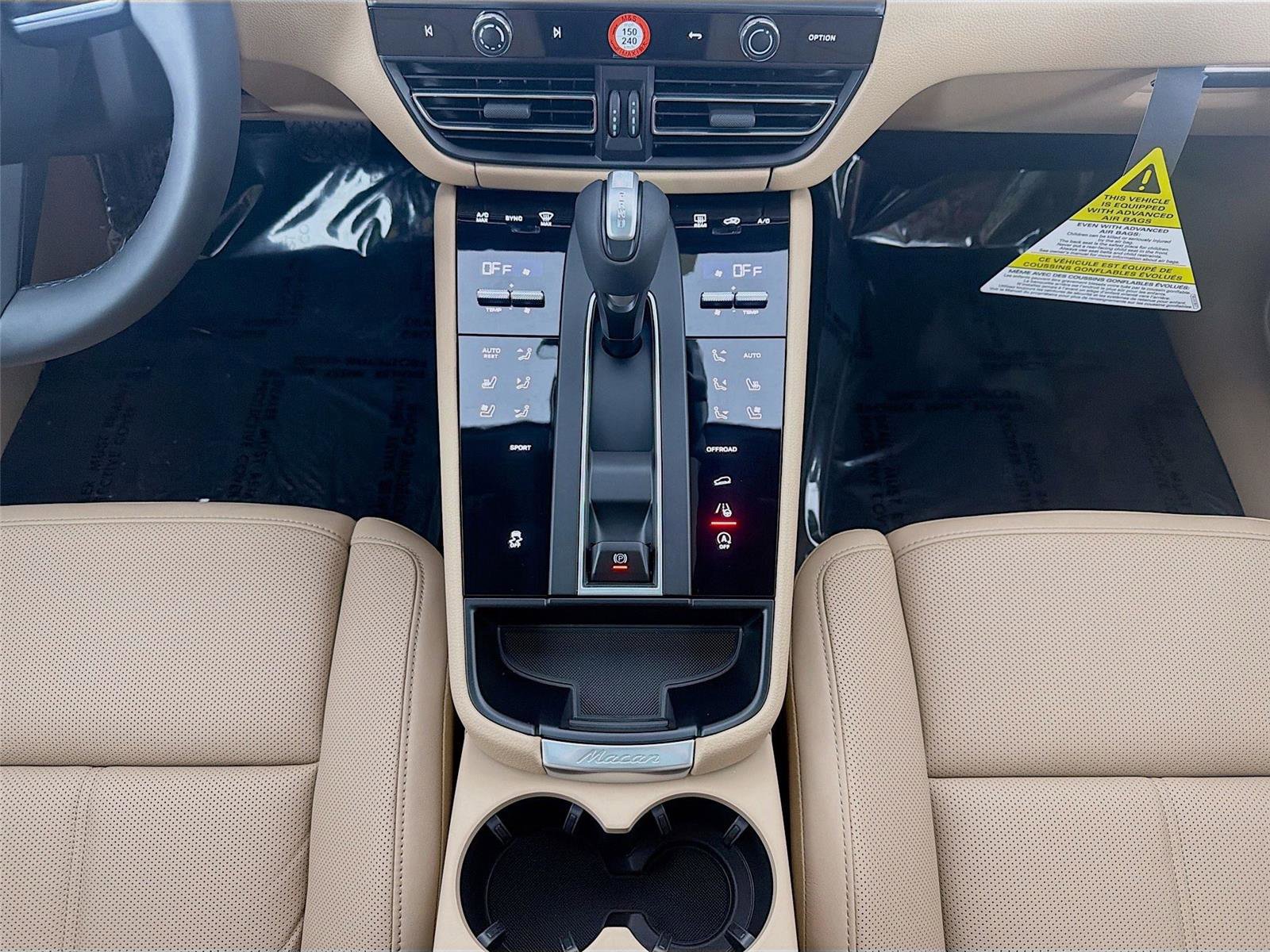 New 2026 Porsche Macan AWD/4WD image 20
