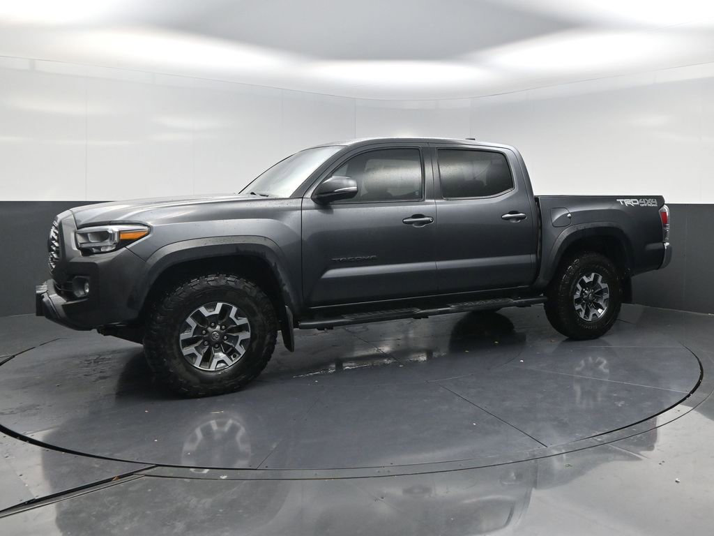 Used 2022 Toyota Tacoma TRD Off-Road image 3