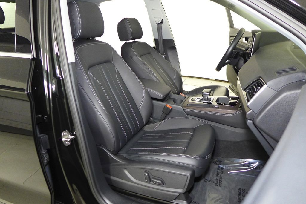 Used 2023 Audi Q5 2.0T Premium Plus w/ Premium Plus Package image 19