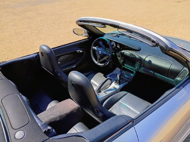 Used 2000 Porsche 911 Carrera RWD image 12