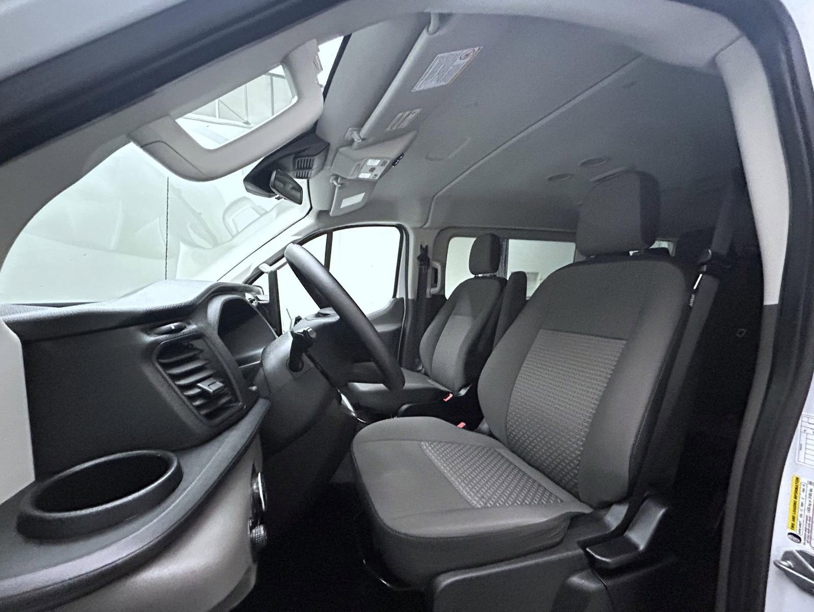 Used 2024 Ford Transit 350 XLT RWD image 10