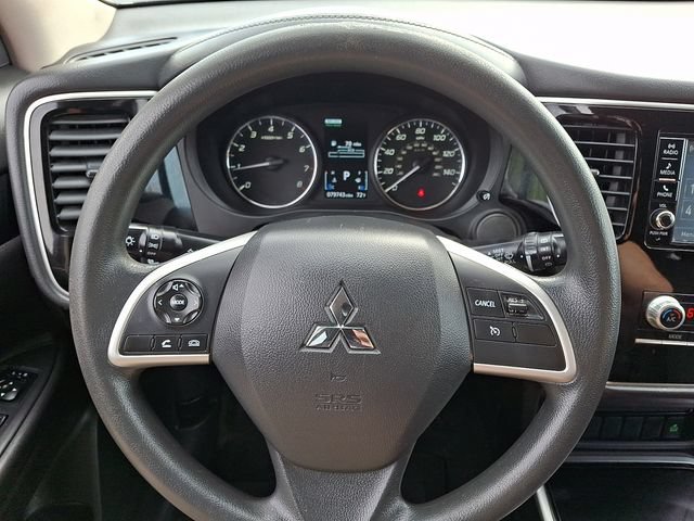 Used 2020 Mitsubishi Outlander ES AWD/4WD image 19