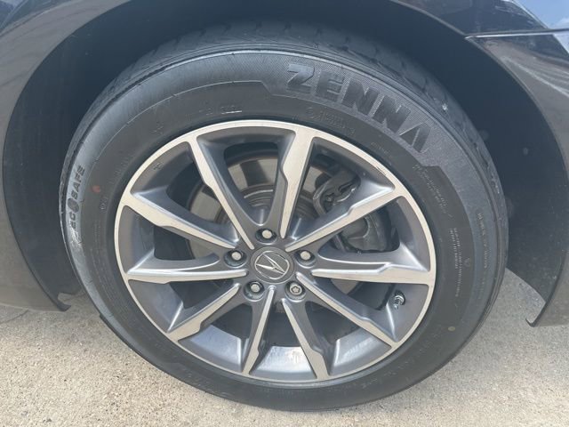 Used 2020 Acura TLX w/ Technology Package FWD image 4