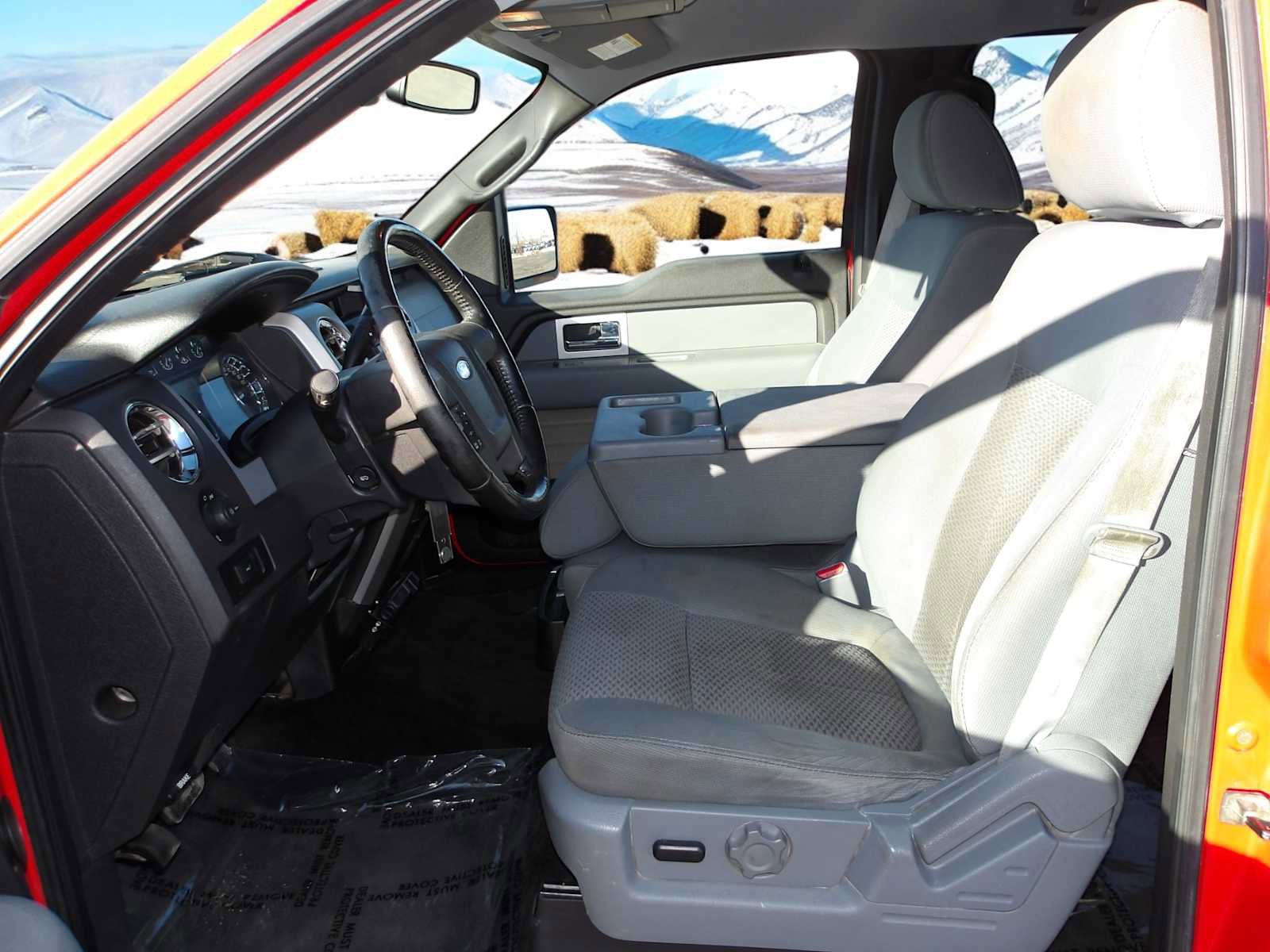 Used 2011 Ford F150 XLT w/ XLT Chrome Pkg image 14