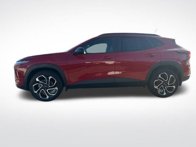 New 2026 Chevrolet Trax RS w/ Sunroof Package image 2