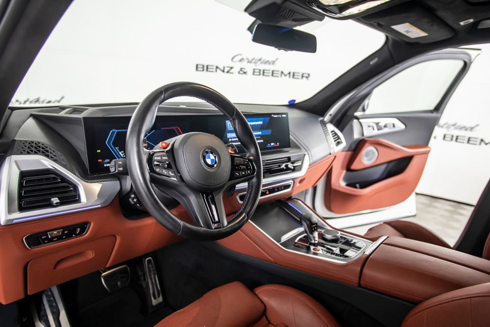 Used 2023 BMW XM AWD/4WD image 17