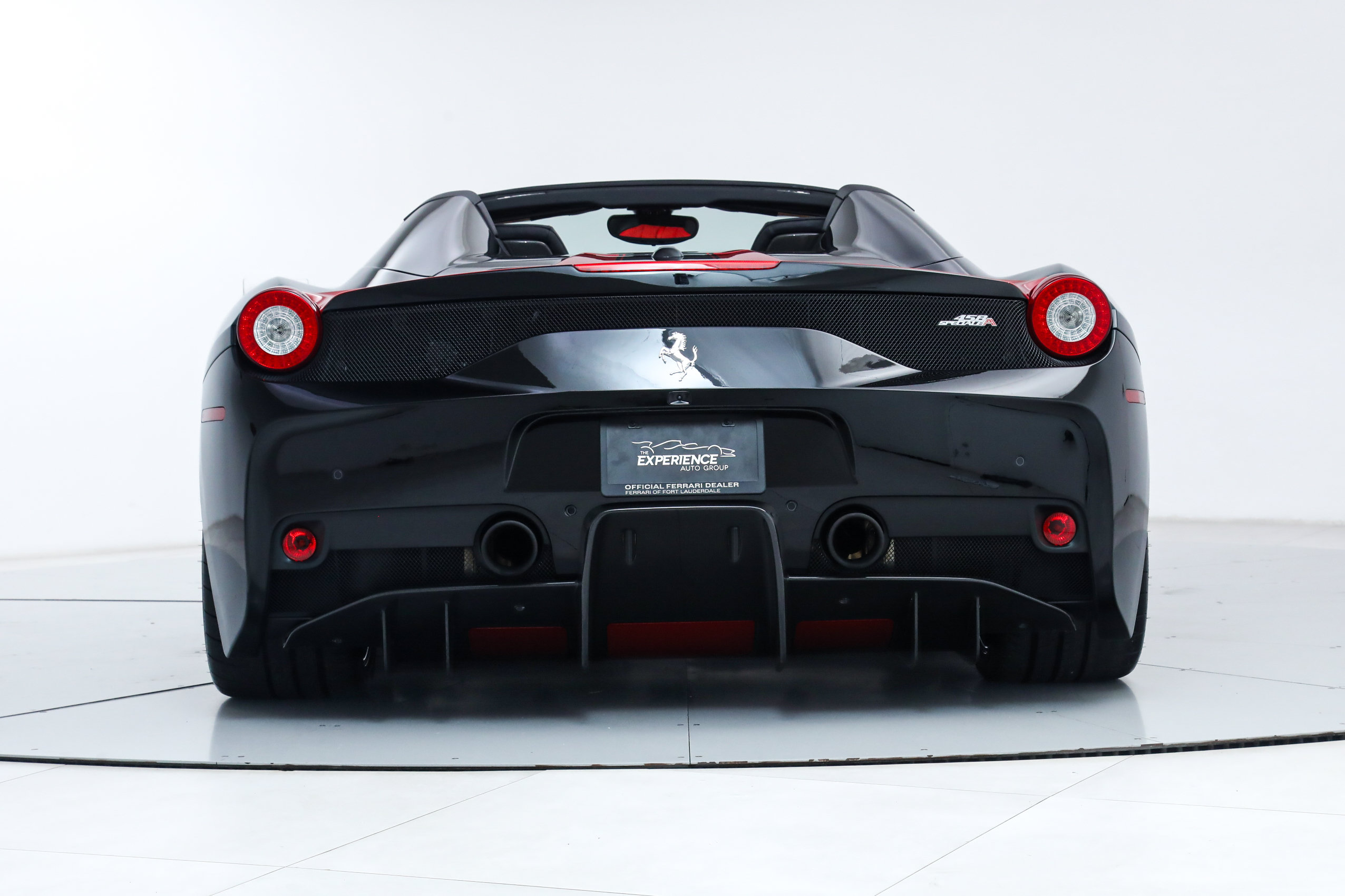 Certified 2015 Ferrari 458 Speciale A RWD image 9