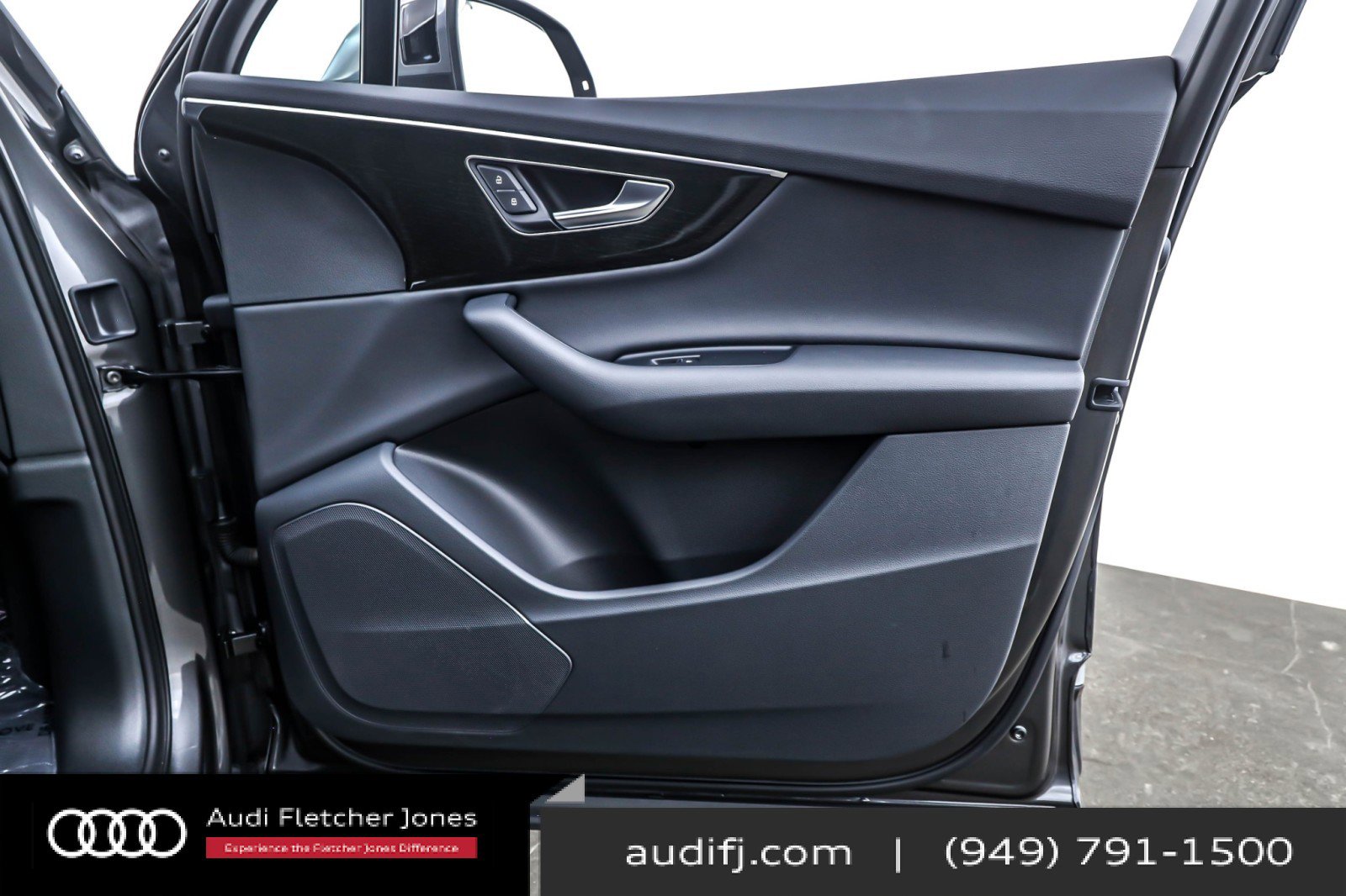 Used 2023 Audi Q7 2.0T Premium w/ Convenience Package image 24