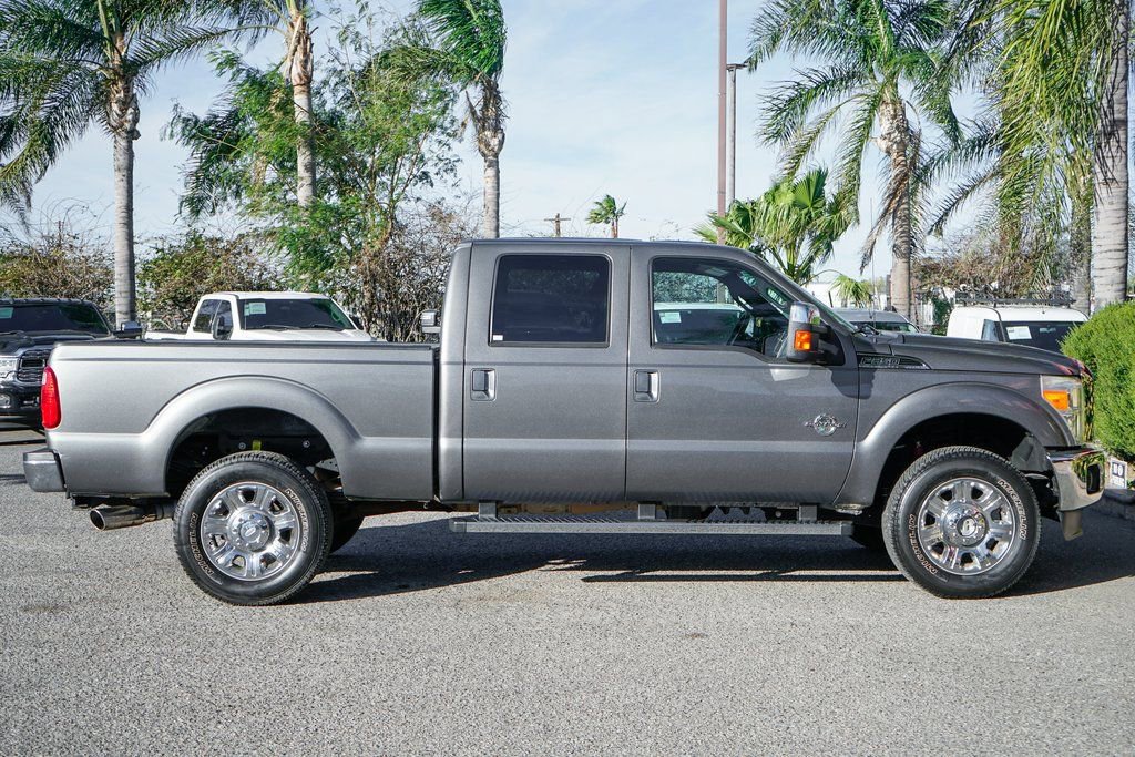 Used 2012 Ford F350 Lariat w/ Chrome Pkg image 10