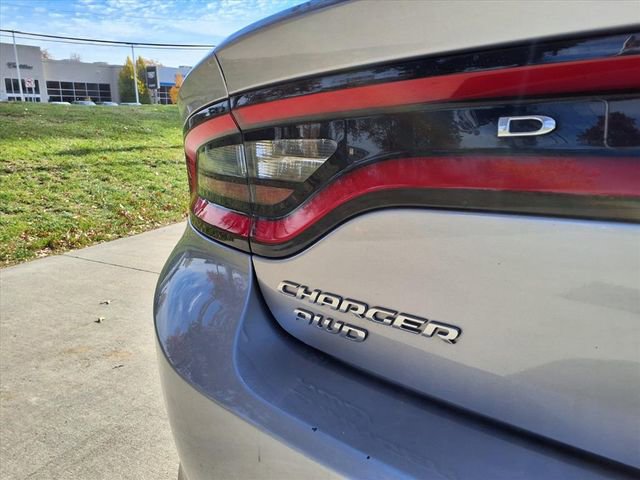 Used 2016 Dodge Charger SXT w/ AWD Plus Group image 10