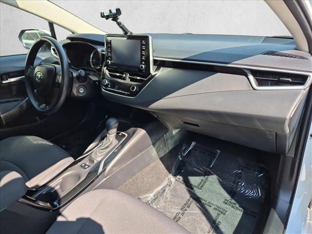 Used 2020 Toyota Corolla LE FWD image 20