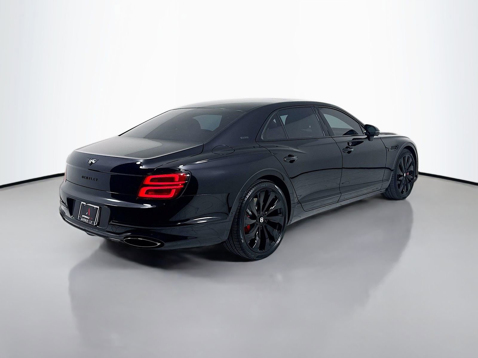 Certified 2025 Bentley Flying Spur Plug-In Hybrid image 7