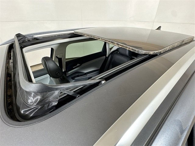 Used 2024 Volkswagen Taos SE image 19