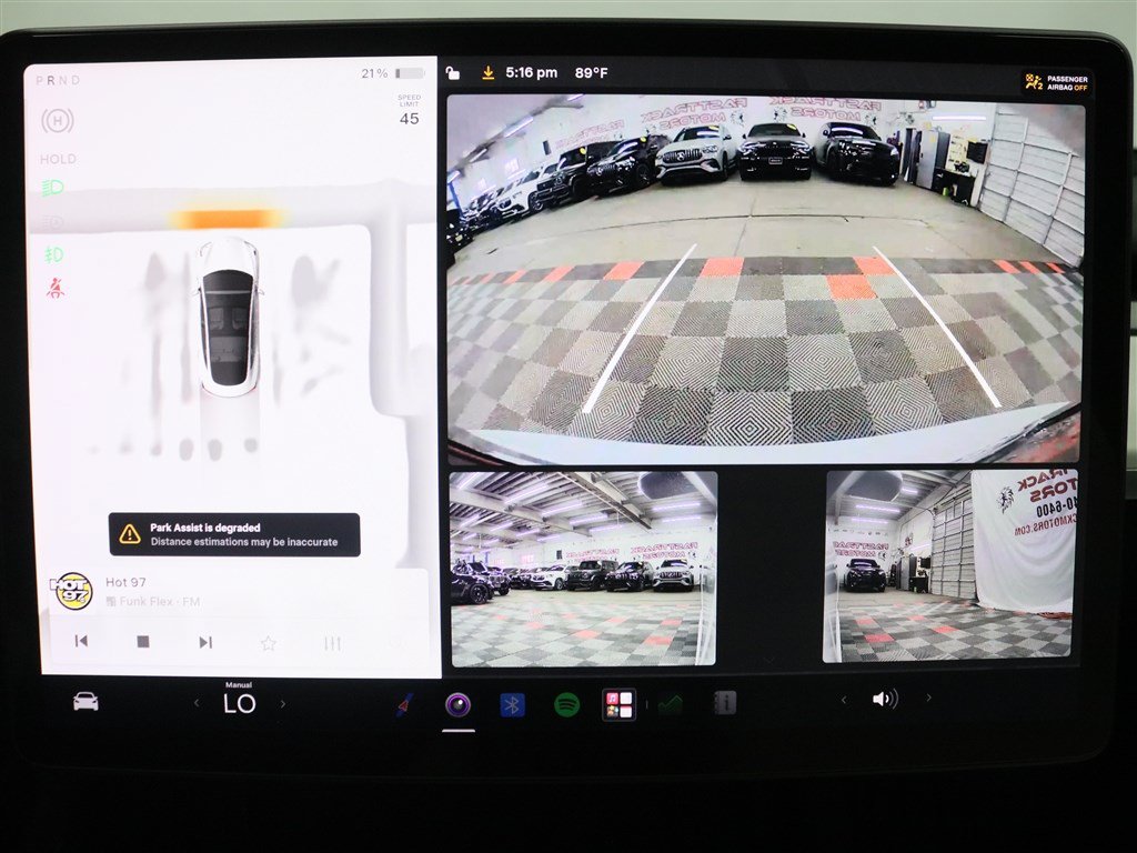 Used 2023 Tesla Model 3 Performance AWD/4WD image 32