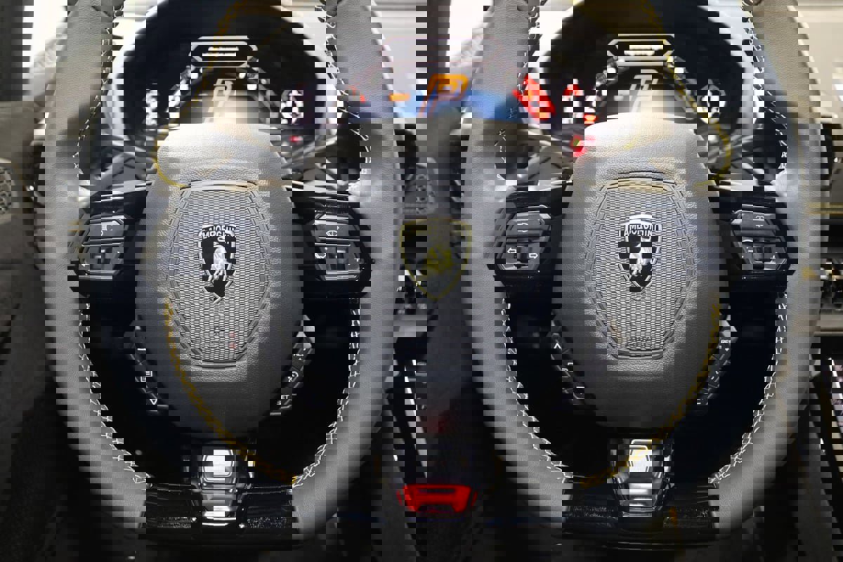 Used 2024 Lamborghini Huracan Sterrato image 64