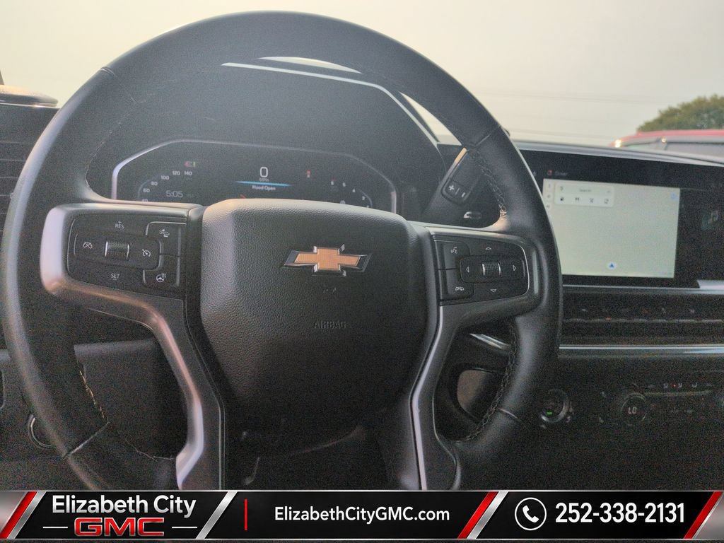 Used 2024 Chevrolet Silverado 1500 LT AWD/4WD image 23