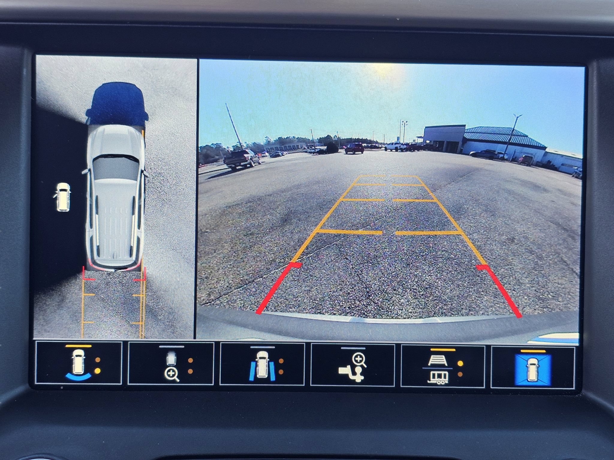 Used 2023 GMC Acadia Denali w/ Denali Technology Package FWD image 32