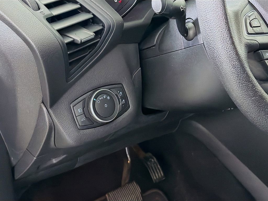 Used 2018 Ford Escape SE w/ SE Sync 3 Package image 11