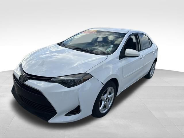 Used 2018 Toyota Corolla LE image 4