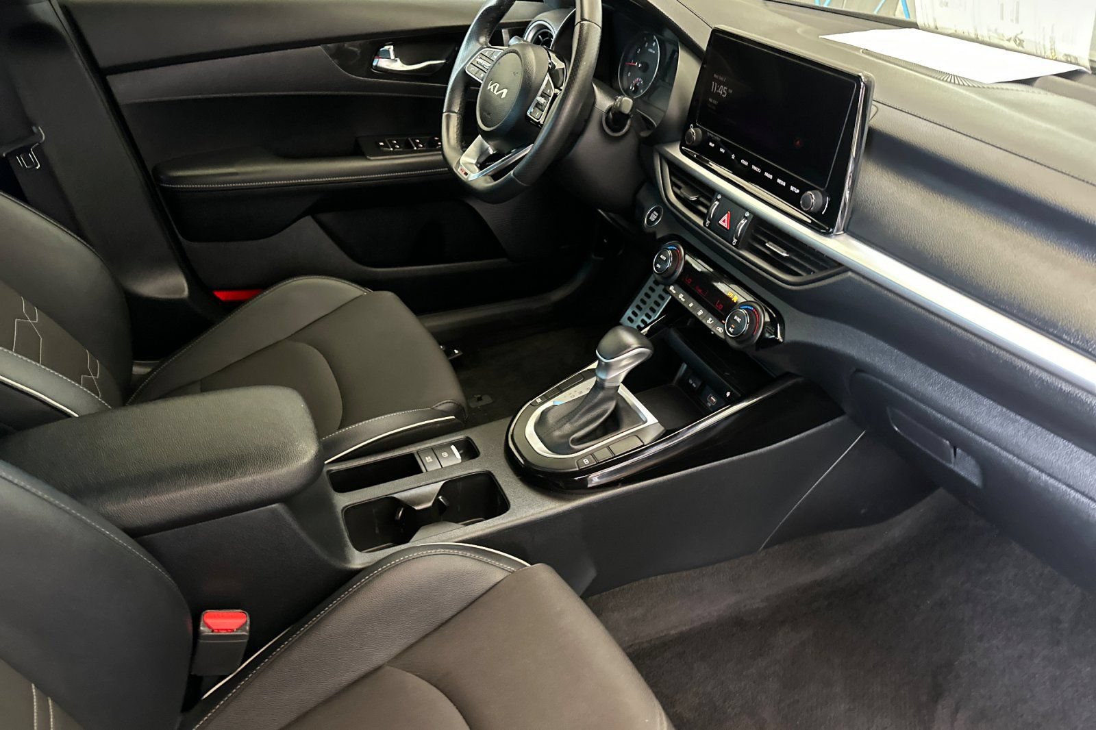 Certified 2024 Kia Forte GT-Line w/ GT-Line Premium Package FWD image 16