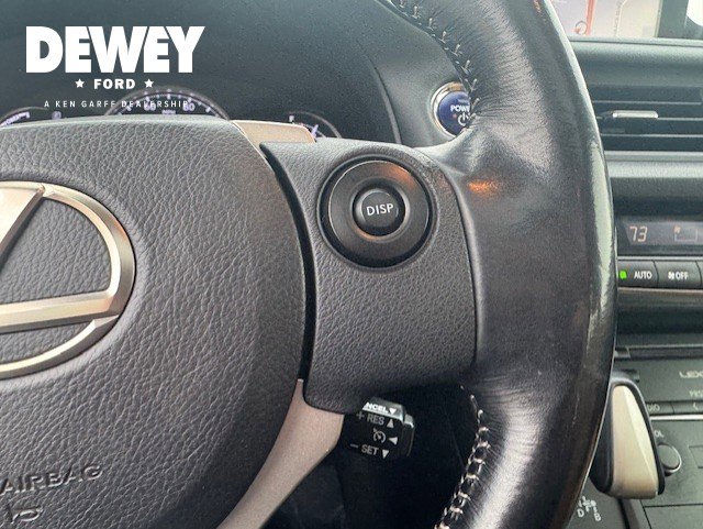 Used 2016 Lexus CT 200h w/ Navigation Package image 16