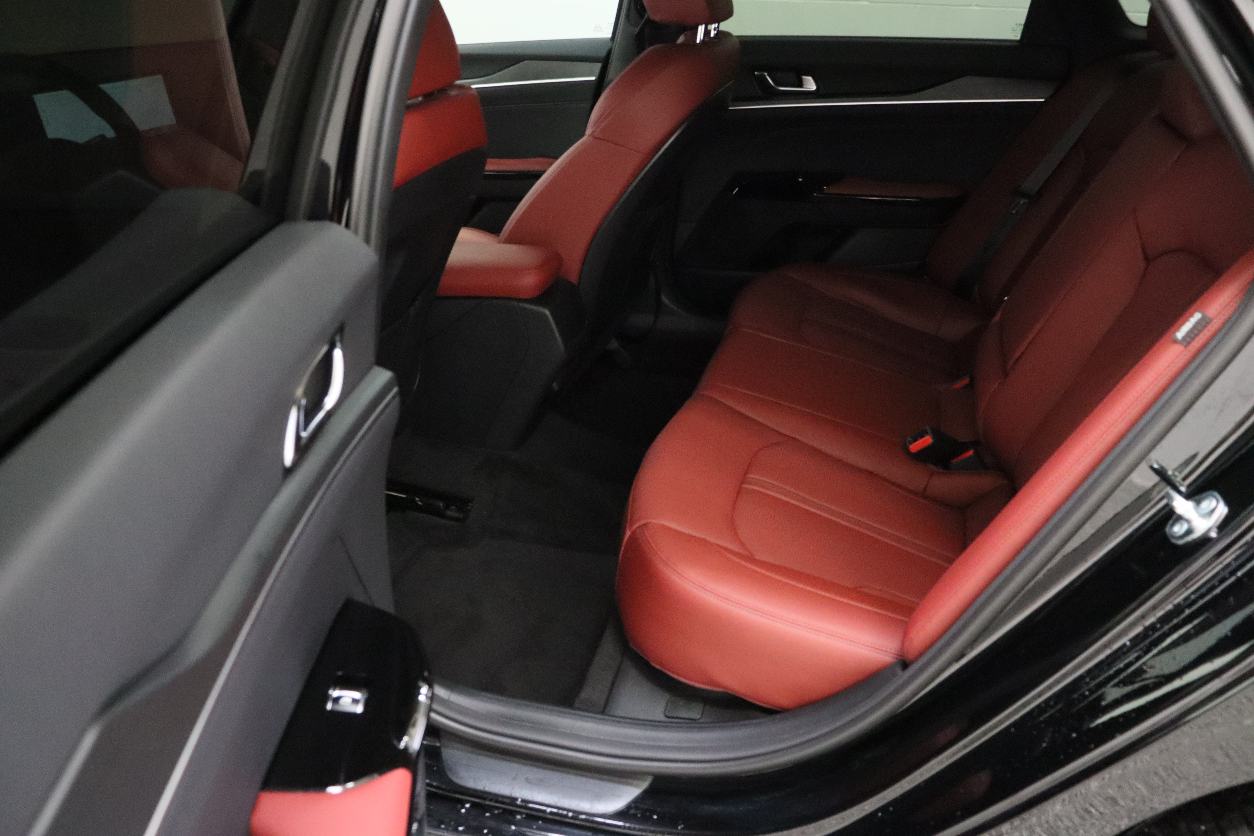 Used 2026 Kia K5 GT-Line w/ GT-Line Red Interior Package FWD image 28