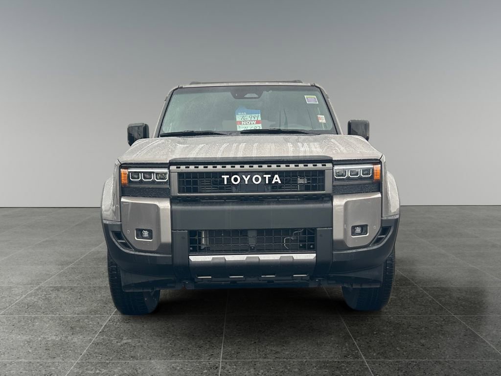 Used 2025 Toyota Land Cruiser PREMIUM image 2