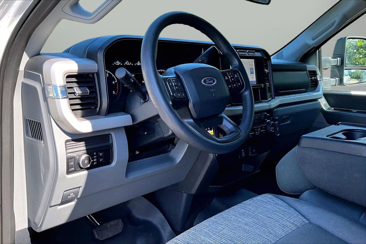 Used 2023 Ford F250 XLT AWD/4WD image 18
