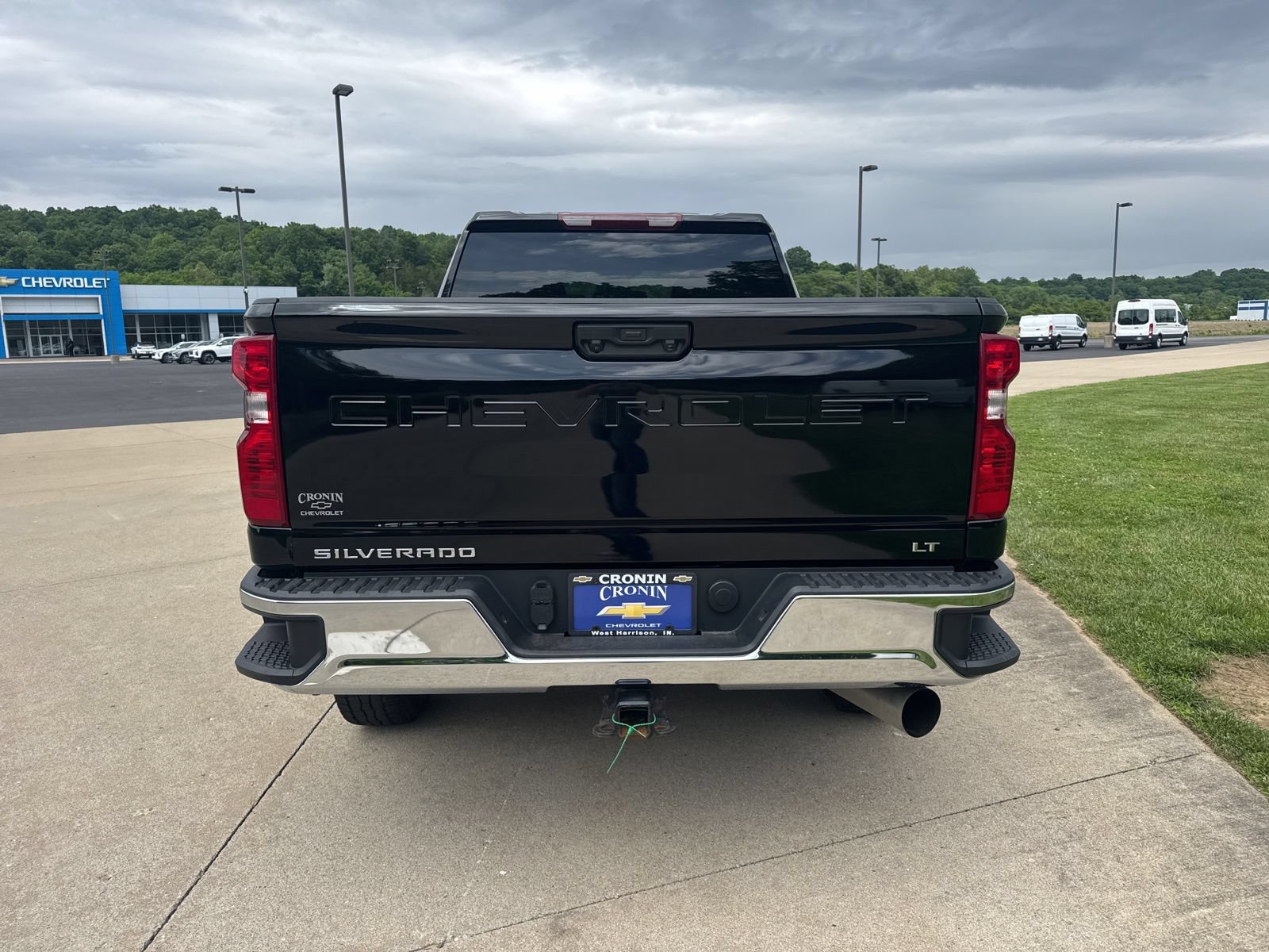 Used 2025 Chevrolet Silverado 2500 LT w/ Convenience Package AWD/4WD image 11
