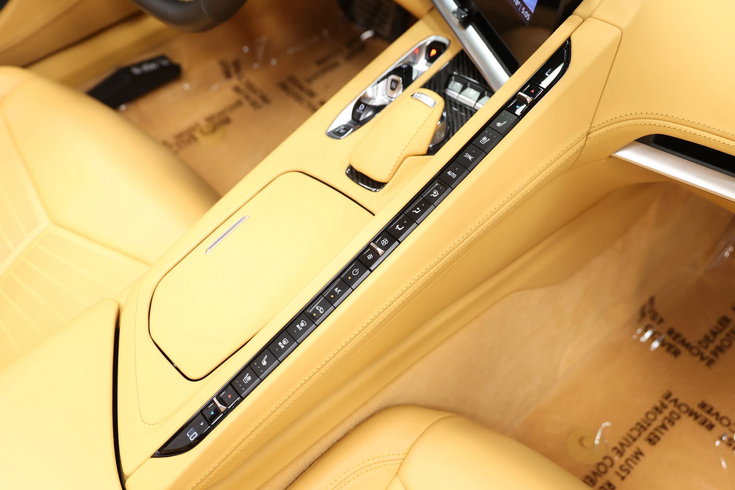 Used 2022 Chevrolet Corvette Stingray Premium Conv w/ Z51 Performance Package RWD image 88