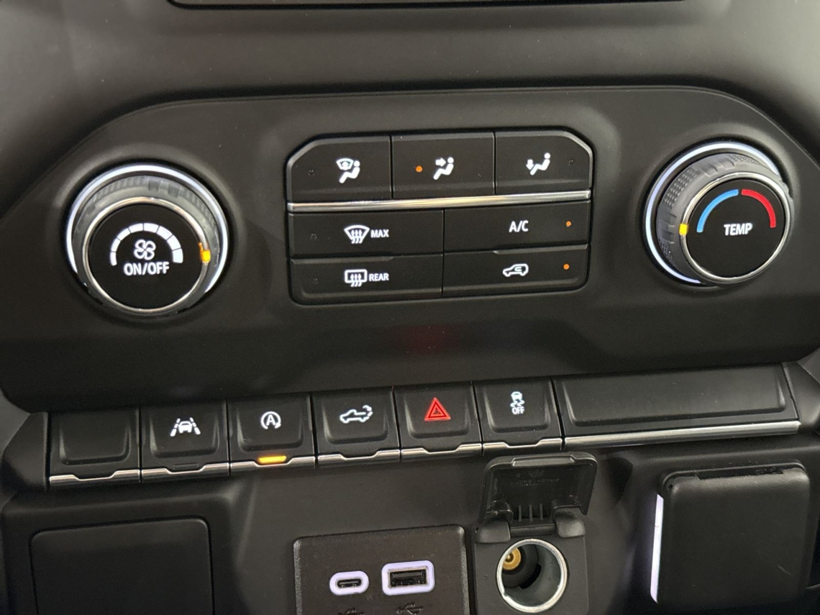 Used 2024 Chevrolet Silverado 1500 Custom w/ LPO, Dark Essentials Package AWD/4WD image 22