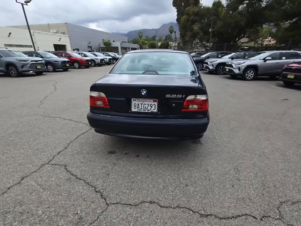 Used 2001 BMW 525i Sedan image 3