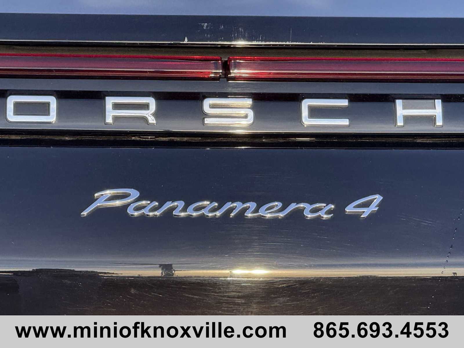 Used 2018 Porsche Panamera 4 image 34