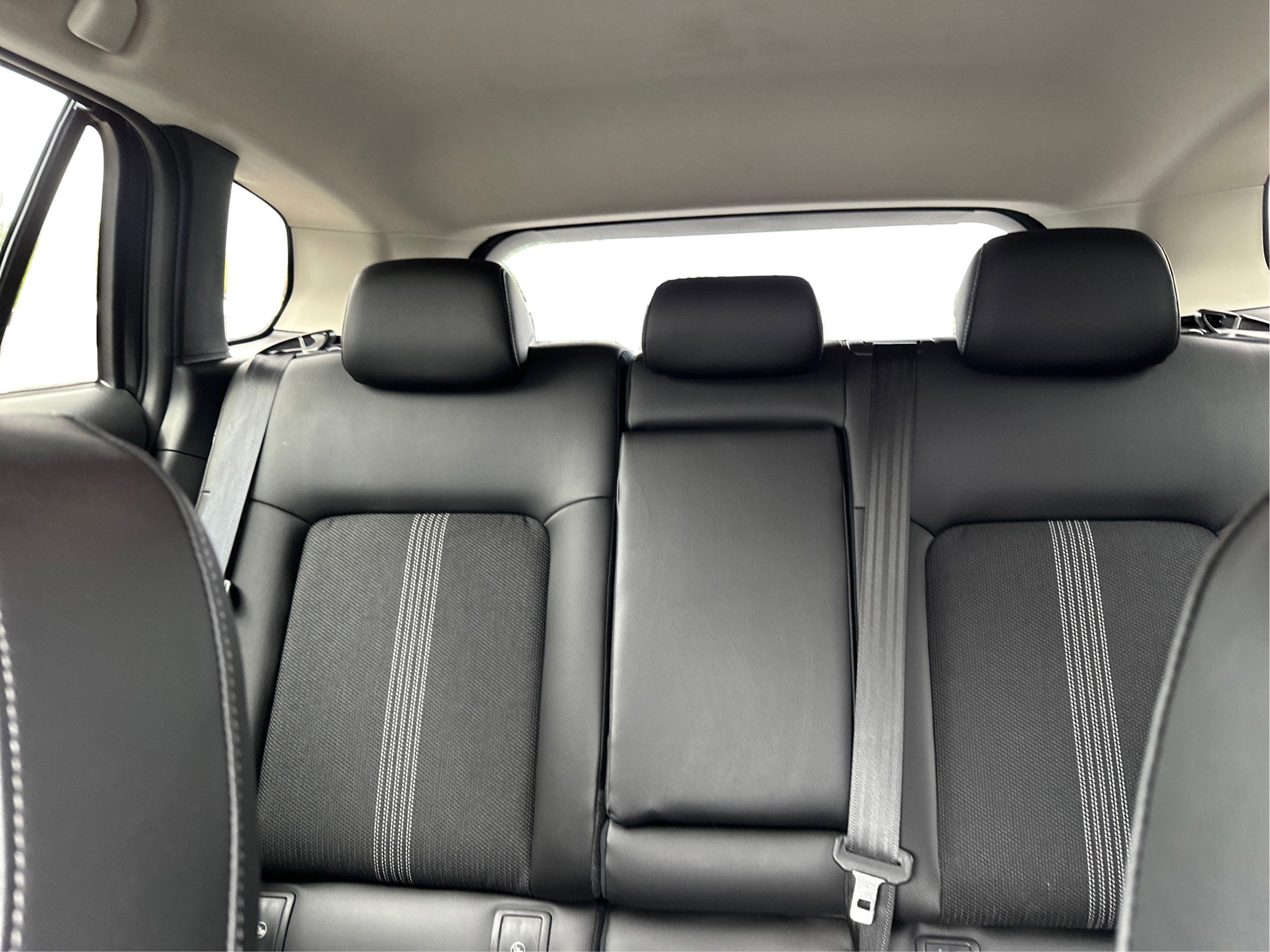 Used 2025 MAZDA CX-50 AWD 2.5 S w/ Weather Package image 13