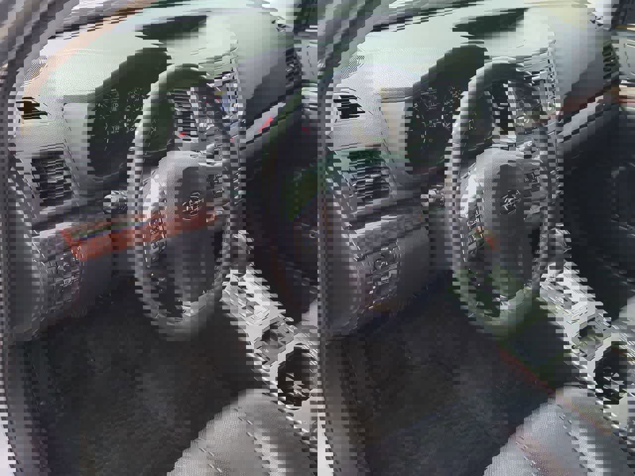 Used 2014 Subaru Legacy 2.5i Limited w/ Moonroof Package image 2