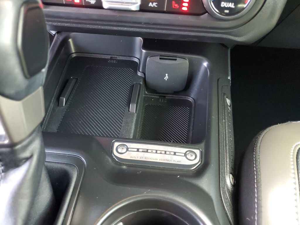 Certified 2025 Ford Bronco Outer Banks AWD/4WD image 32