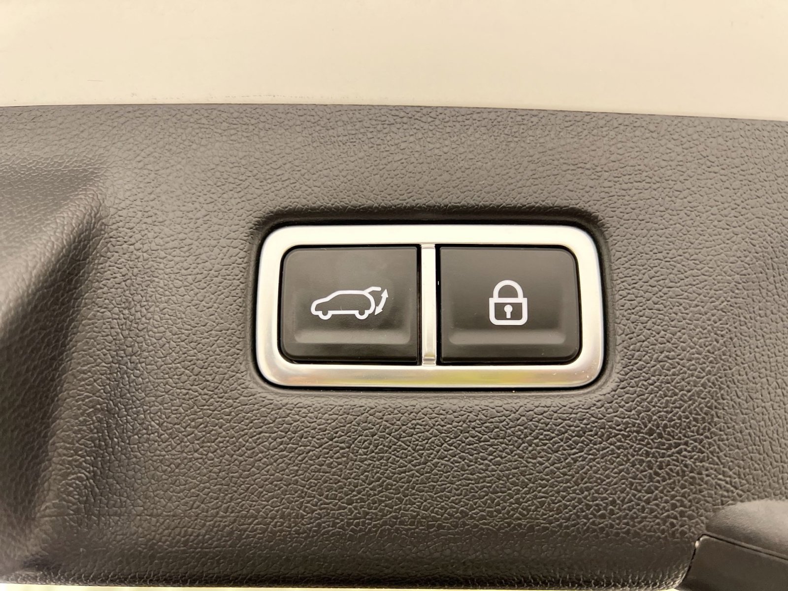 Used 2021 Kia Sorento EX image 27