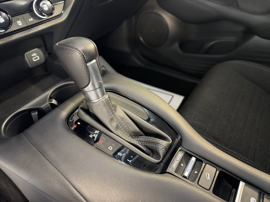 Used 2023 Honda HR-V LX image 21