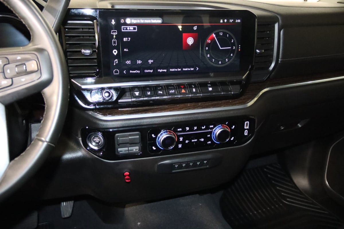 Used 2026 GMC Sierra 3500 SLE w/ SLE Value Package AWD/4WD image 53