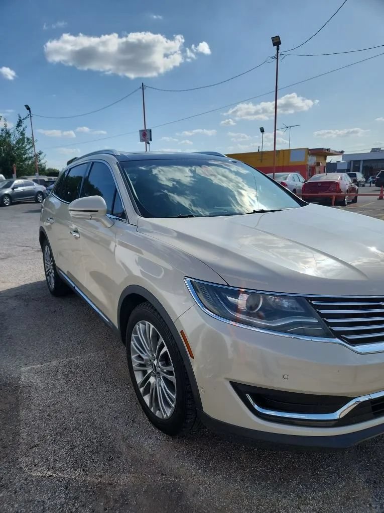 Used 2018 Lincoln MKX Reserve FWD image 5
