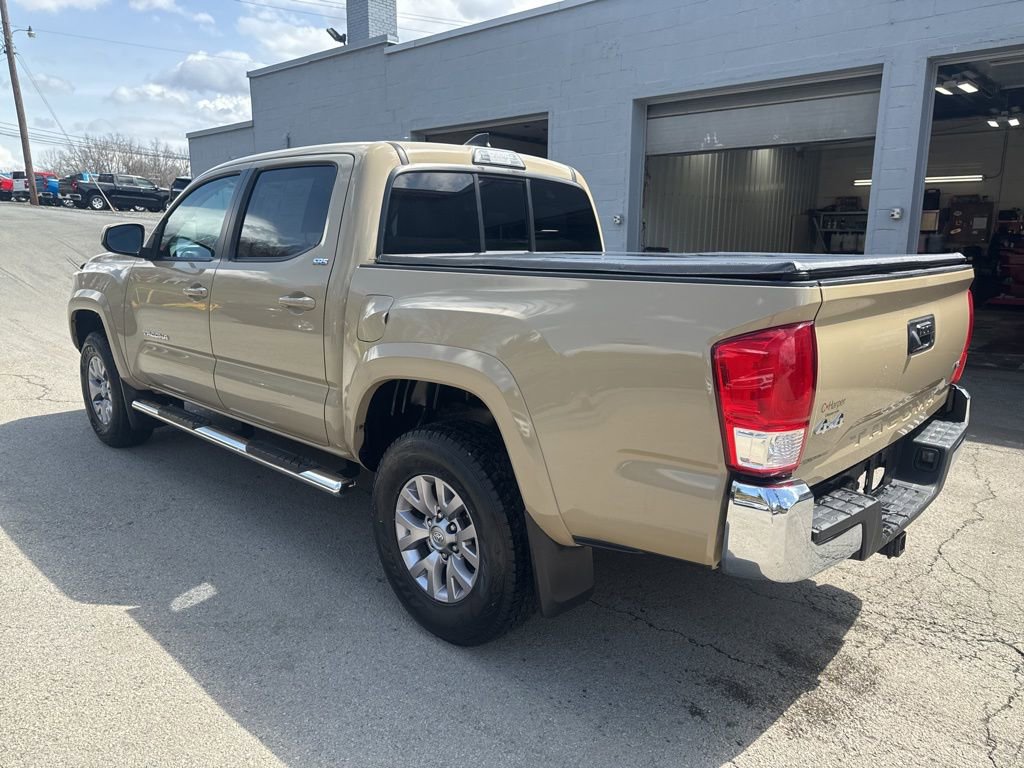 Used 2016 Toyota Tacoma SR5 w/ SR5 Appearance Package (SN) image 5