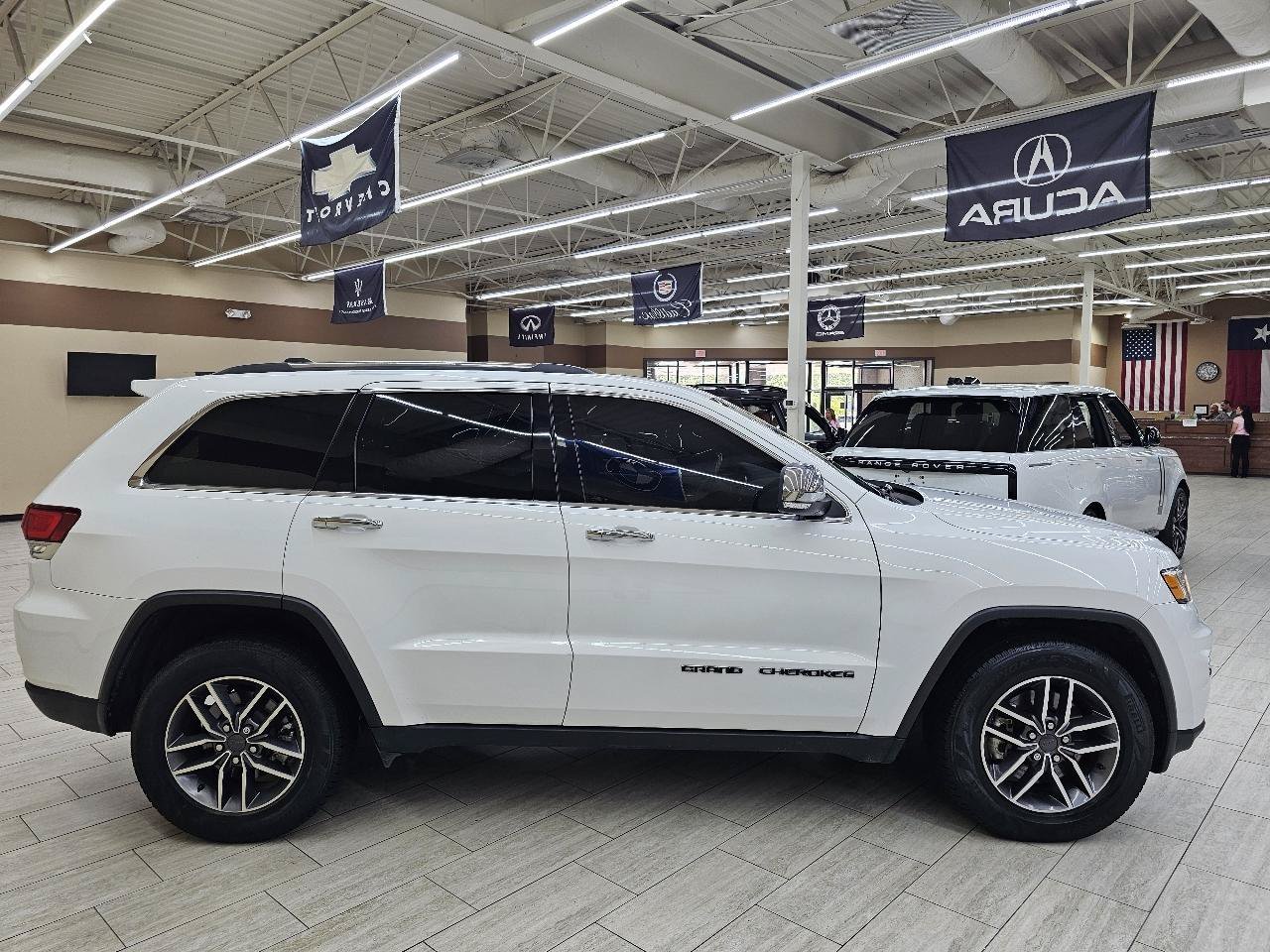 Used 2021 Jeep Grand Cherokee Limited RWD image 5